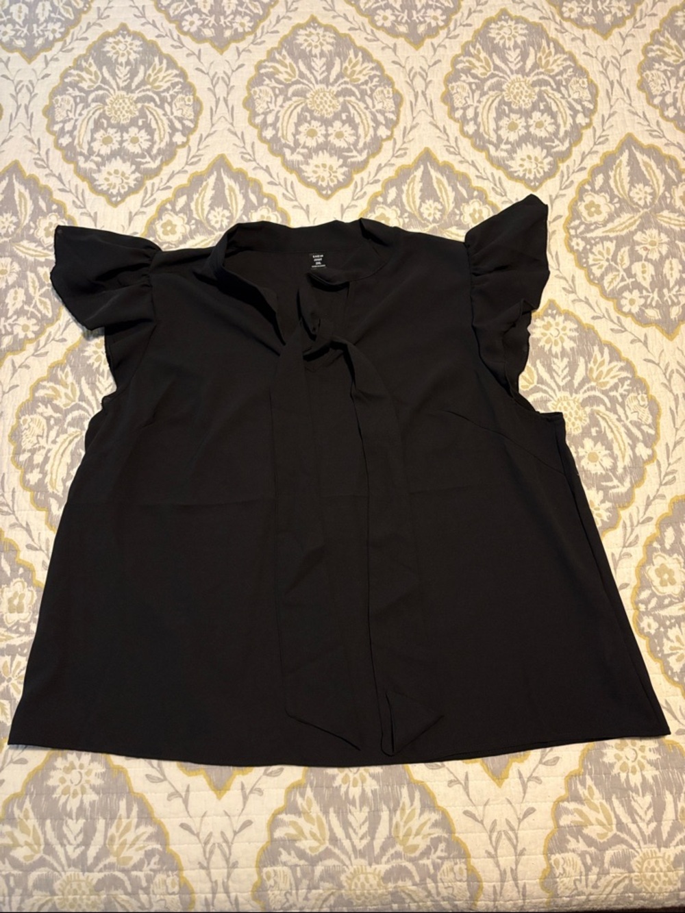SHEIN Black Tie-Neck Ruffle Sleeve Blouse